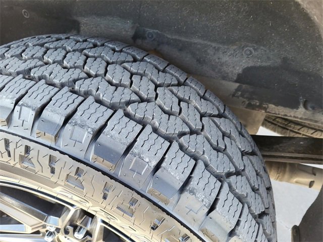 Used 2022 GMC Sierra 1500 SLT image 26