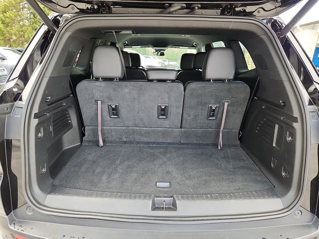 Certified 2025 Buick Enclave Preferred FWD image 29