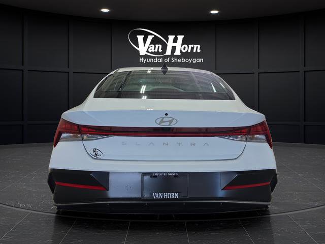 Certified 2025 Hyundai Elantra SEL image 14