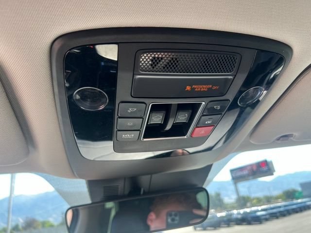 Certified 2024 Kia Carnival SX Prestige FWD image 11