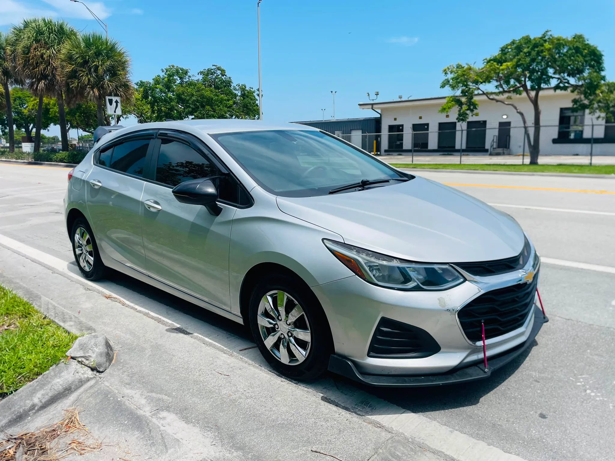 Used 2019 Chevrolet Cruze LS FWD image 7