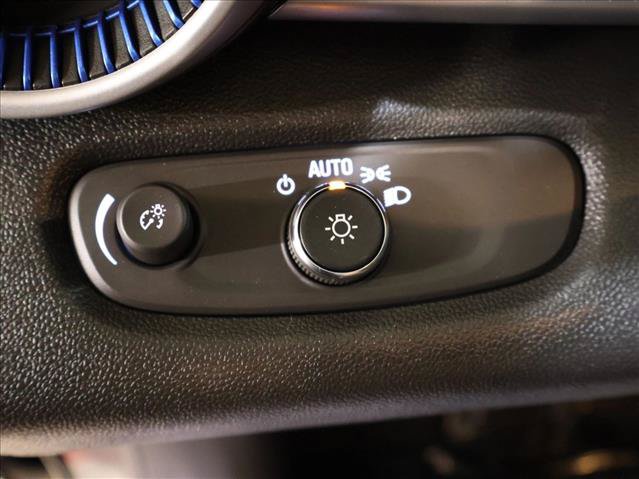 Used 2024 Chevrolet Trax LS w/ LS Convenience Package FWD image 14