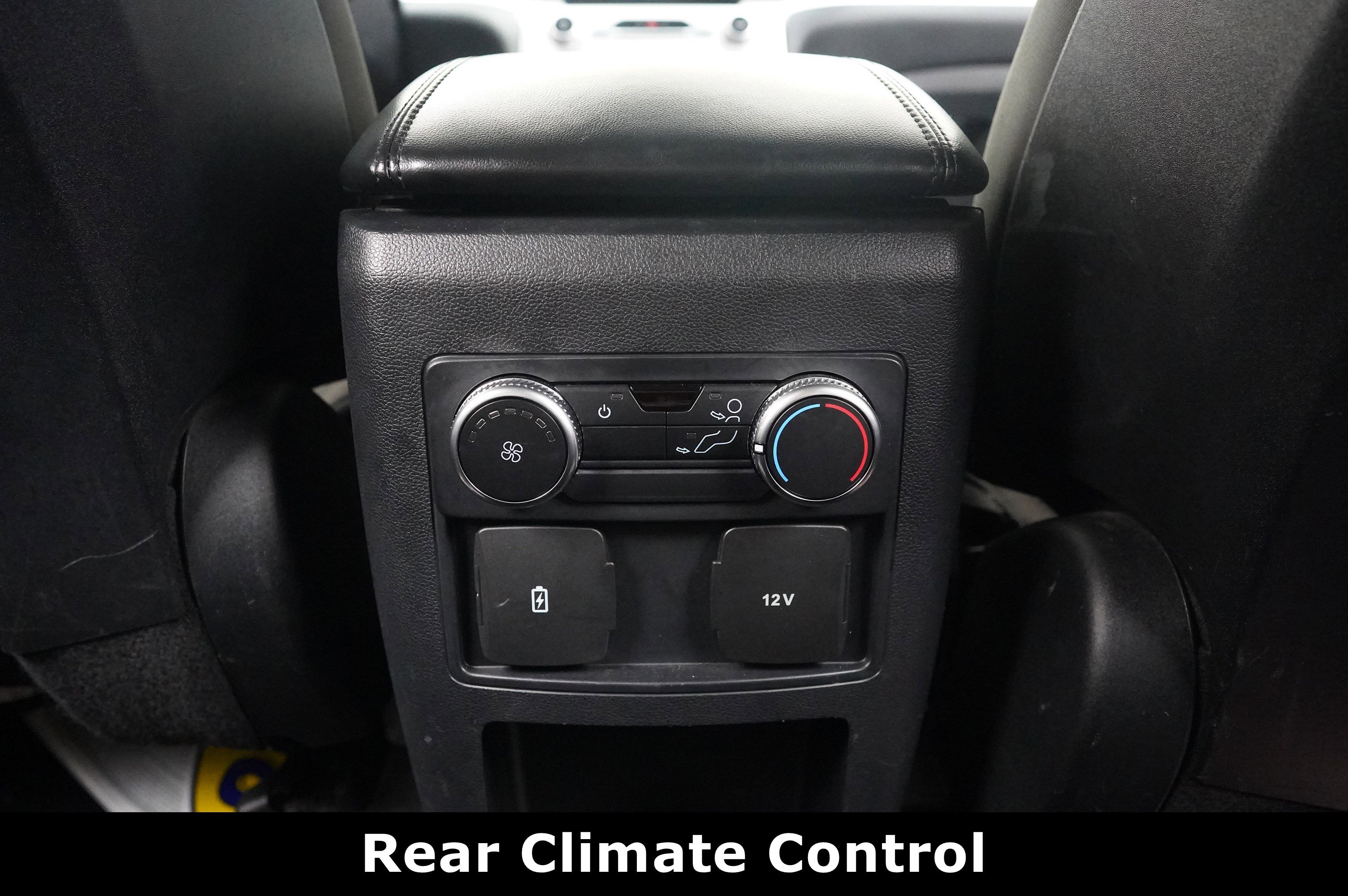 Used 2020 Ford Explorer XLT image 37