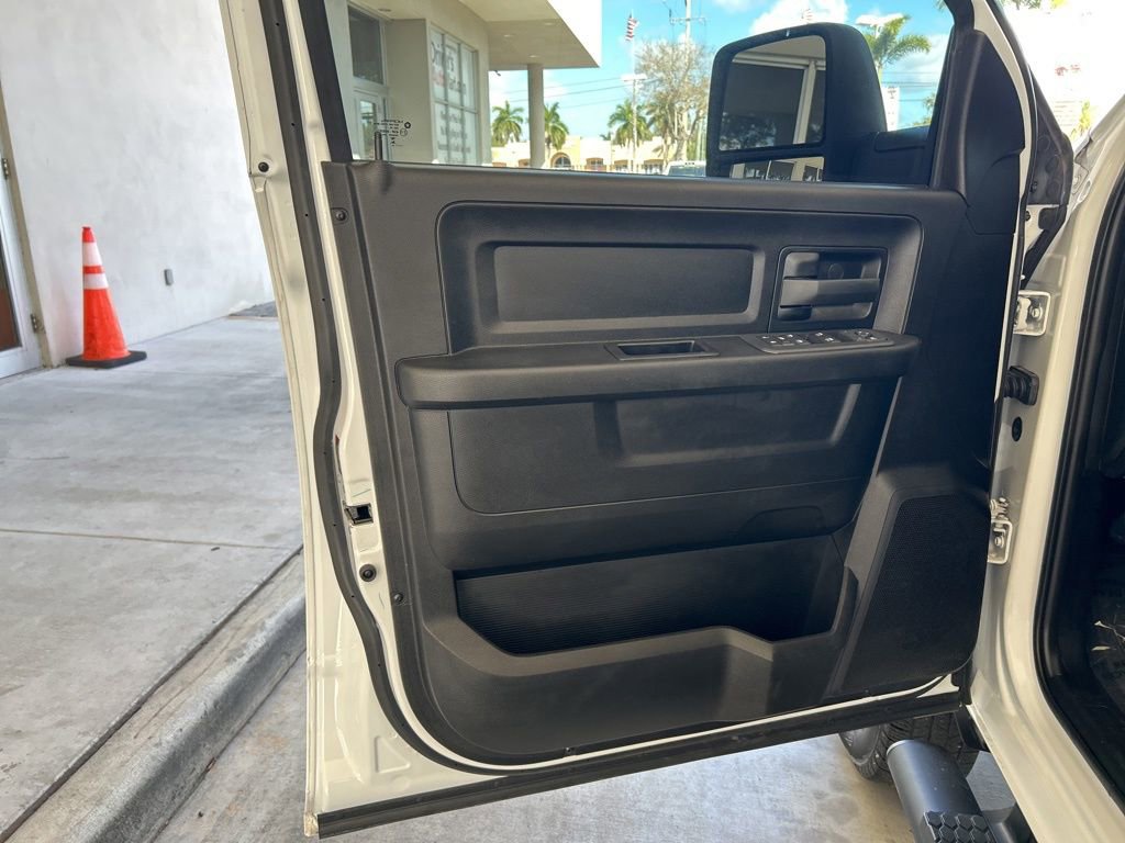 Used 2025 RAM 3500 Tradesman image 37