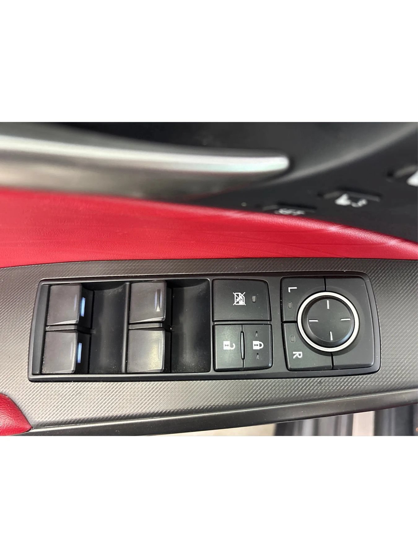 Used 2022 Lexus IS 350 F Sport w/ Memory Package AWD/4WD image 40
