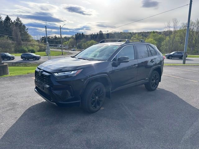 Used 2023 Toyota RAV4 SE w/ Convenience Package AWD/4WD image 7