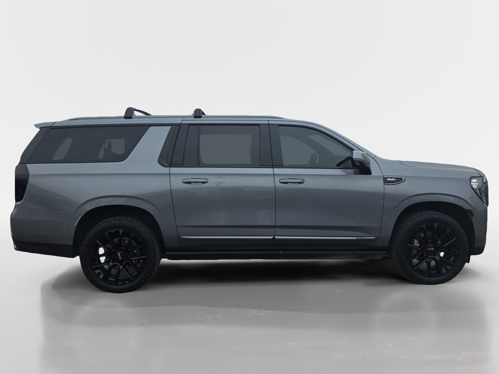 Used 2022 GMC Yukon XL Denali AWD/4WD image 7