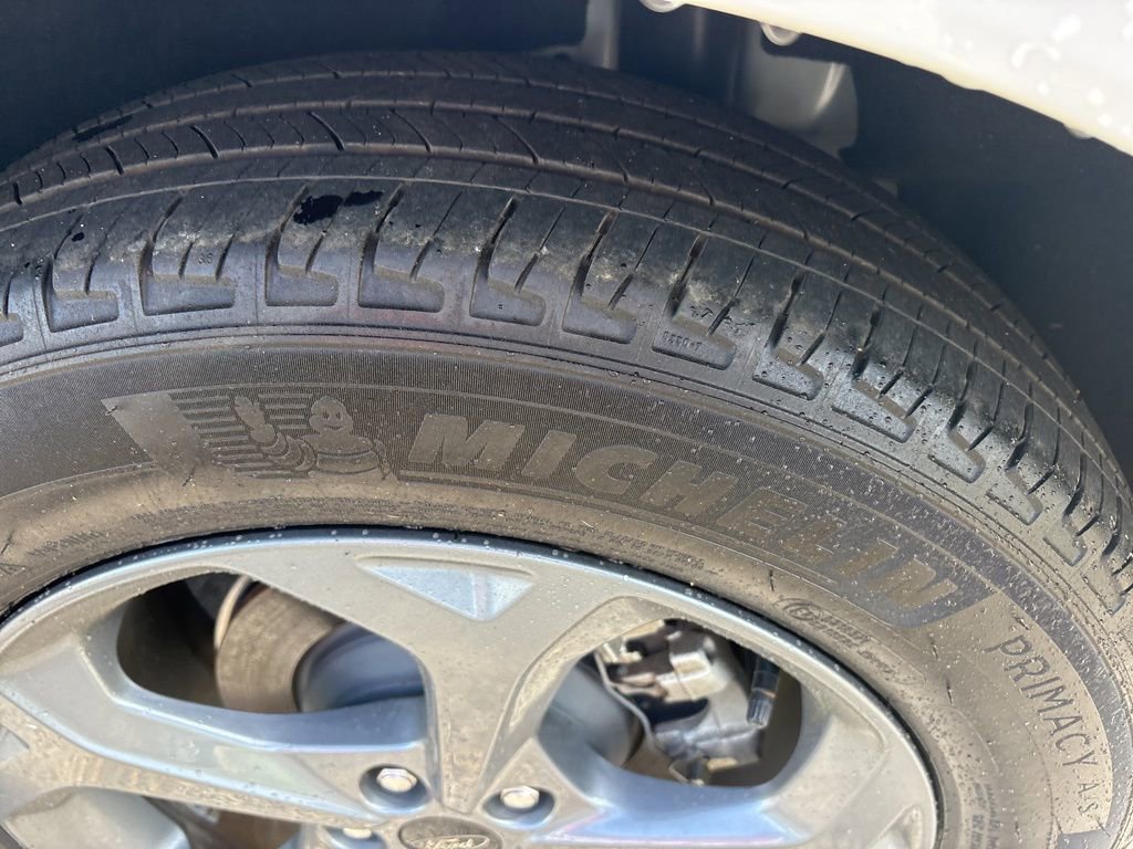 Used 2024 Ford Escape ST-Line w/ Equipment Group 301A FWD image 9