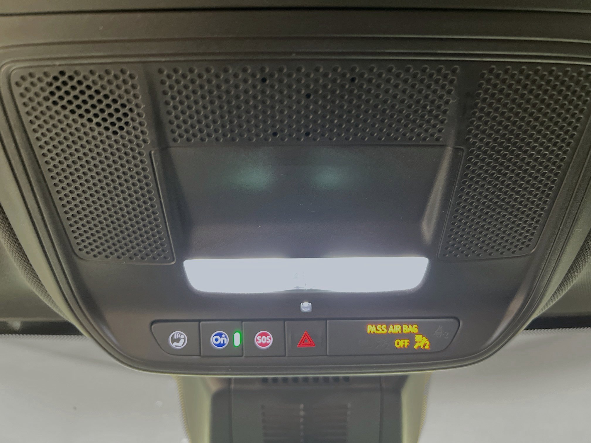 Used 2025 Chevrolet Equinox LT w/ Safety and Technology Package image 21