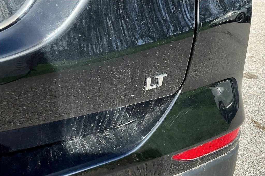 Used 2023 Chevrolet Equinox LT FWD image 22