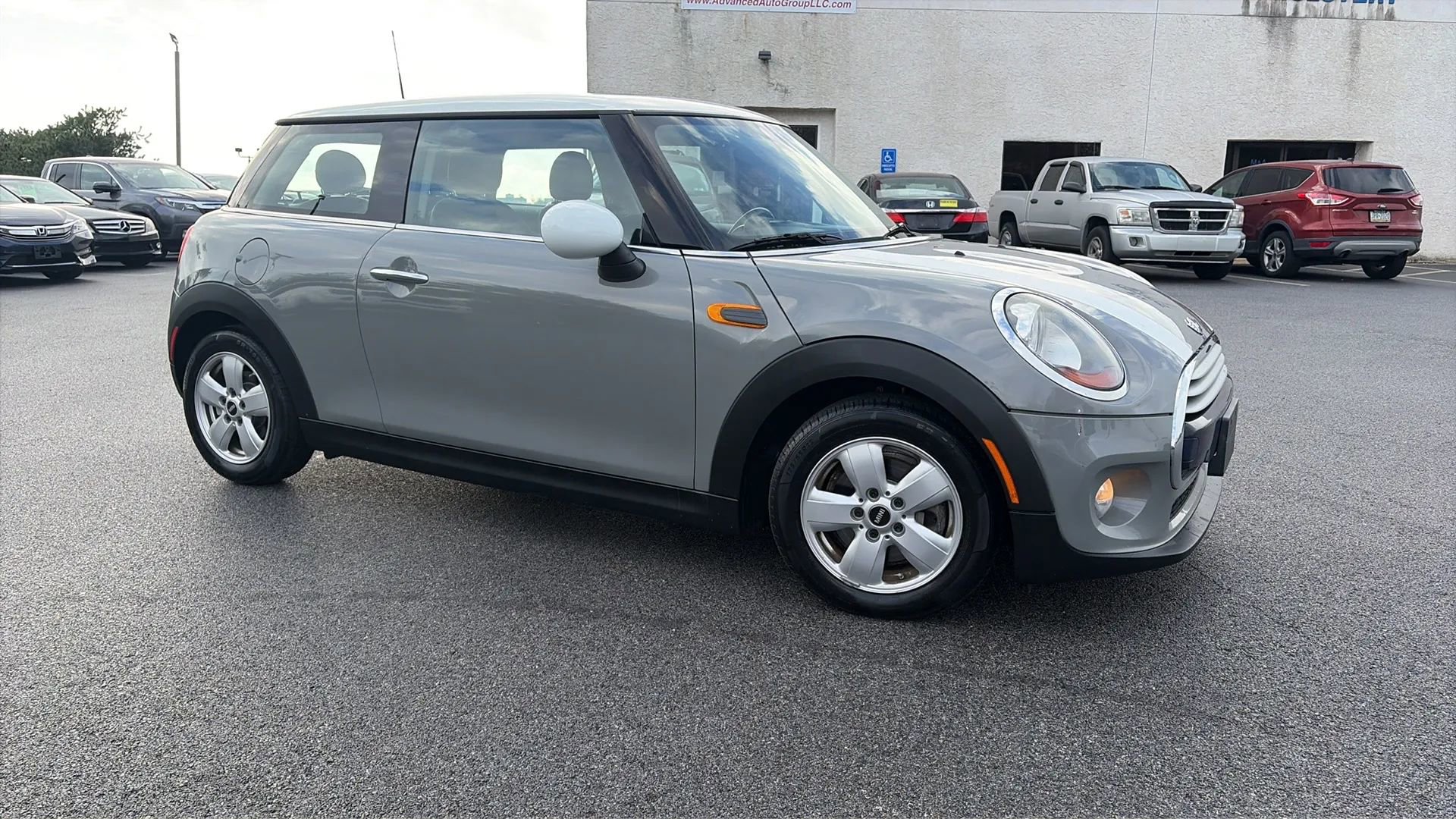 Used 2014 MINI Cooper 2-Door Hardtop image 44
