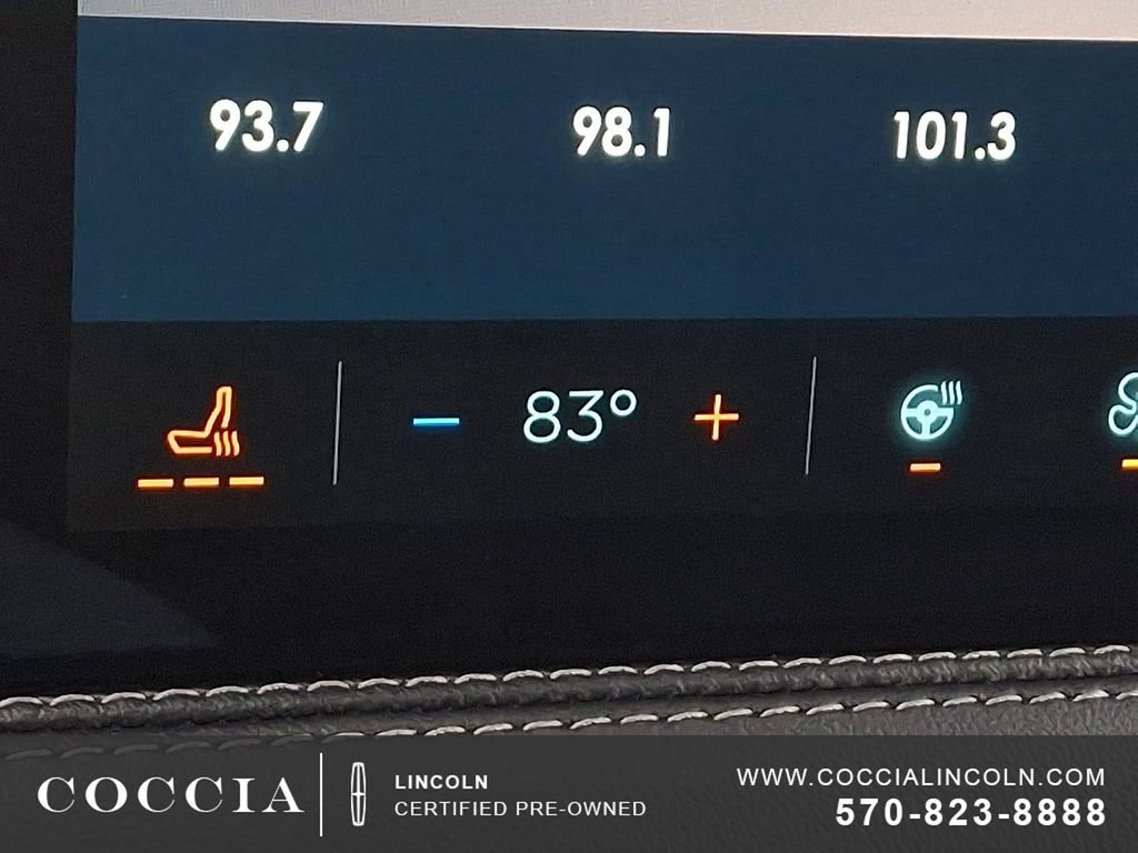 Used 2025 Lincoln Corsair AWD w/ Equipment Group 101A image 25