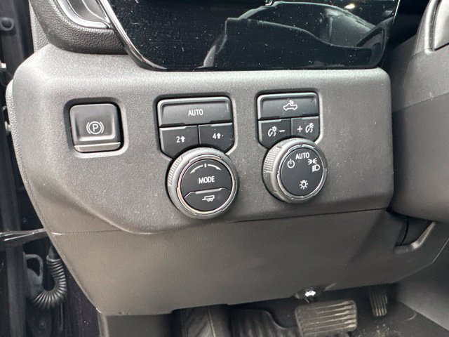 Used 2022 Chevrolet Silverado 1500 LT AWD/4WD image 12