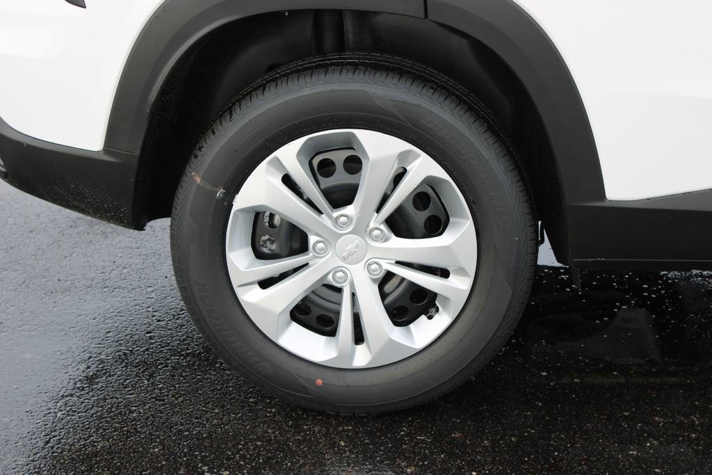 New 2026 Chevrolet Trax LS image 39