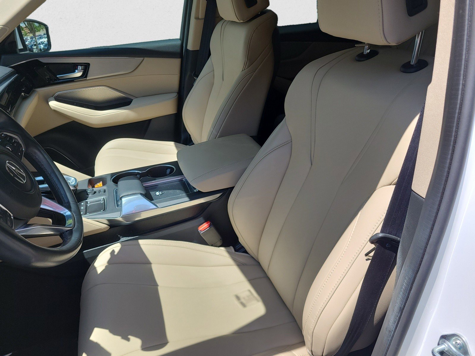 Used 2023 Acura MDX FWD image 11