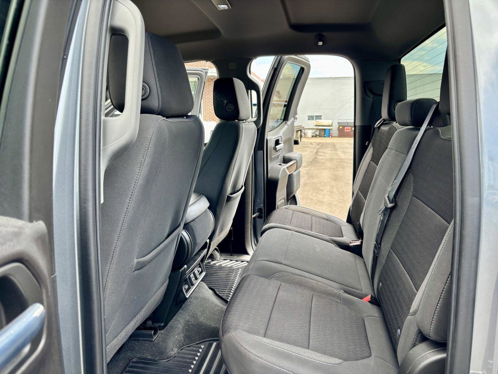 Used 2021 GMC Sierra 1500 Elevation RWD image 17