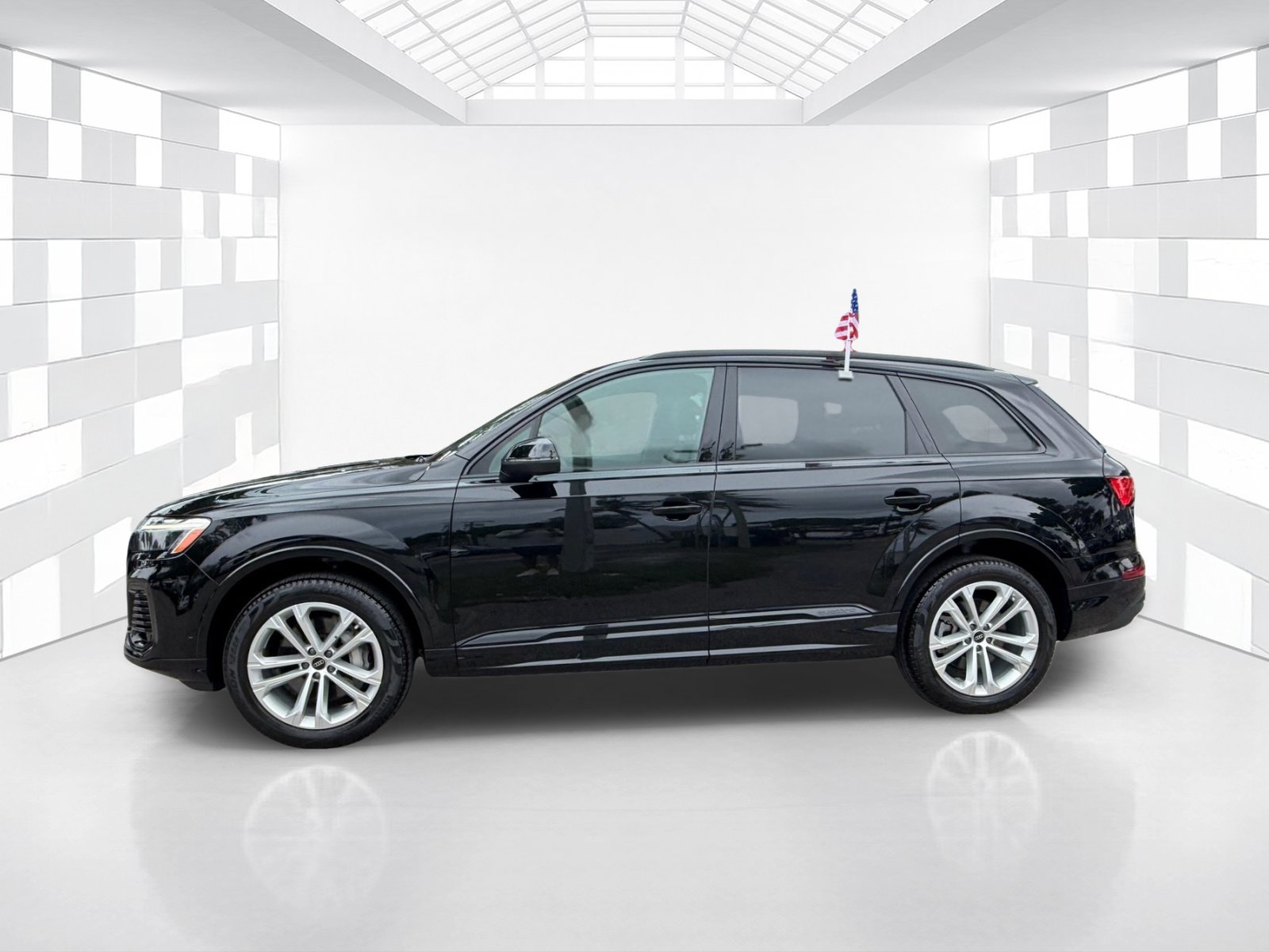 Used 2025 Audi Q7 2.0T Premium Plus w/ Premium Plus Package AWD/4WD image 4