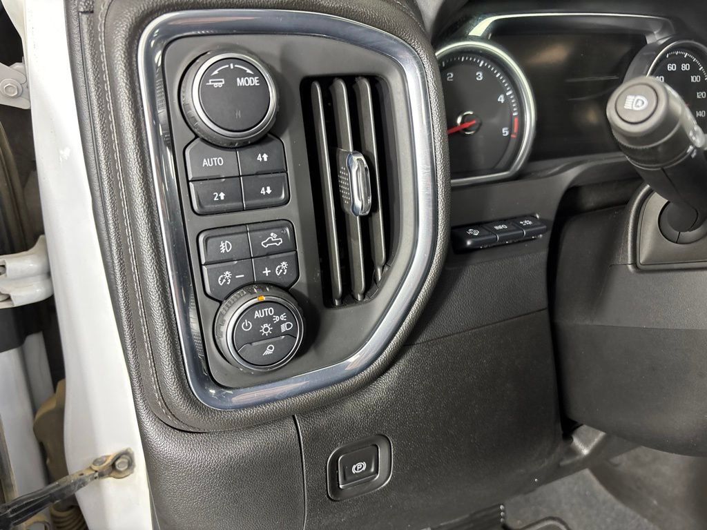 Certified 2023 Chevrolet Silverado 3500 High Country AWD/4WD image 35