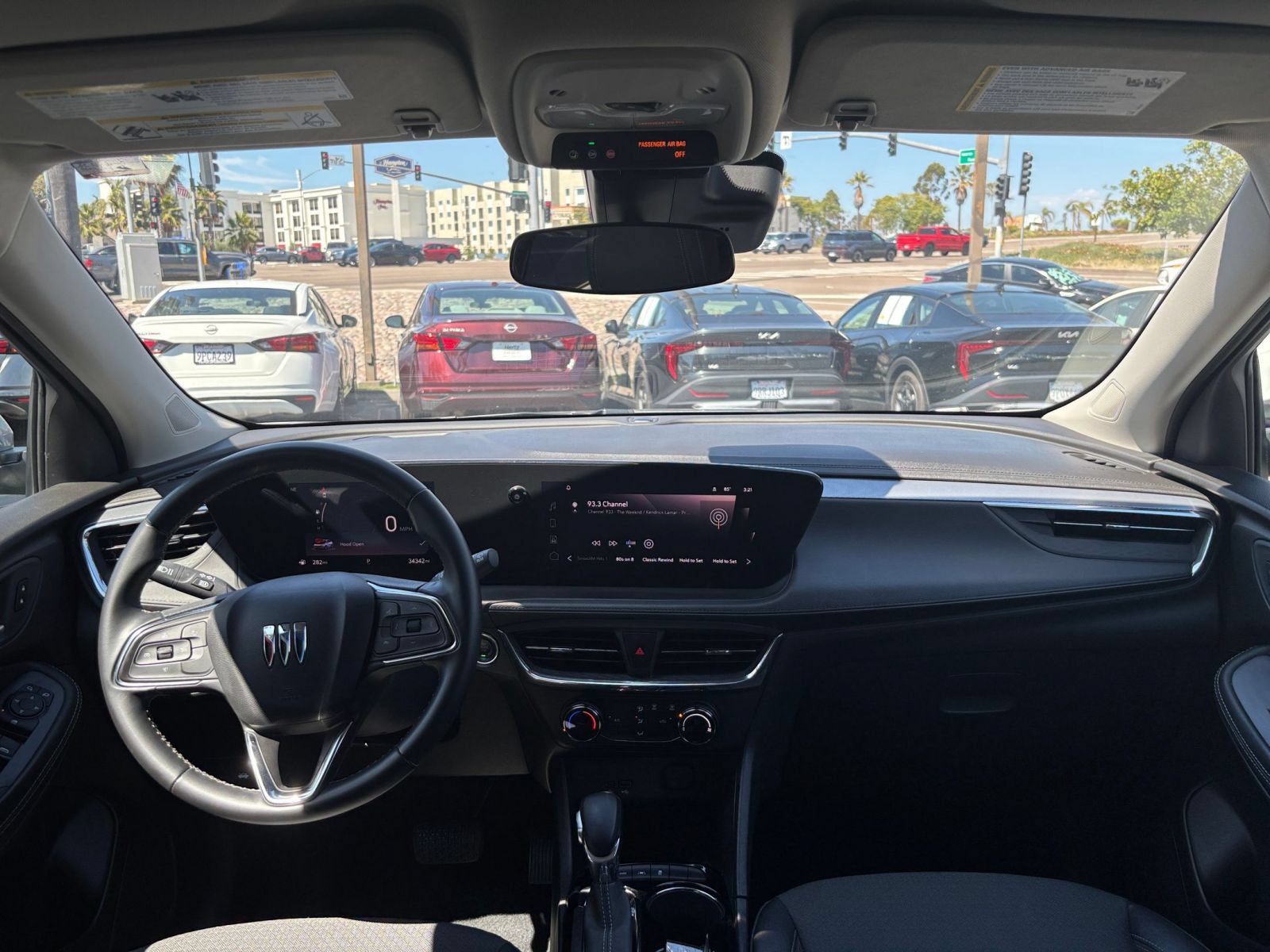 Used 2025 Buick Encore GX Preferred AWD/4WD image 31