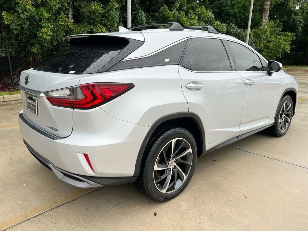 Used 2017 Lexus RX 450h AWD w/ Luxury Package image 7