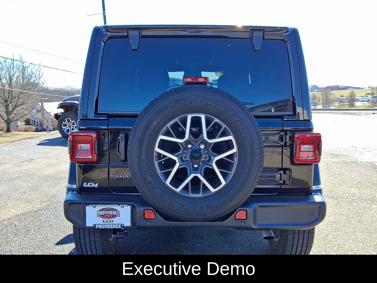 New 2026 Jeep Wrangler Unlimited Sahara AWD/4WD image 6