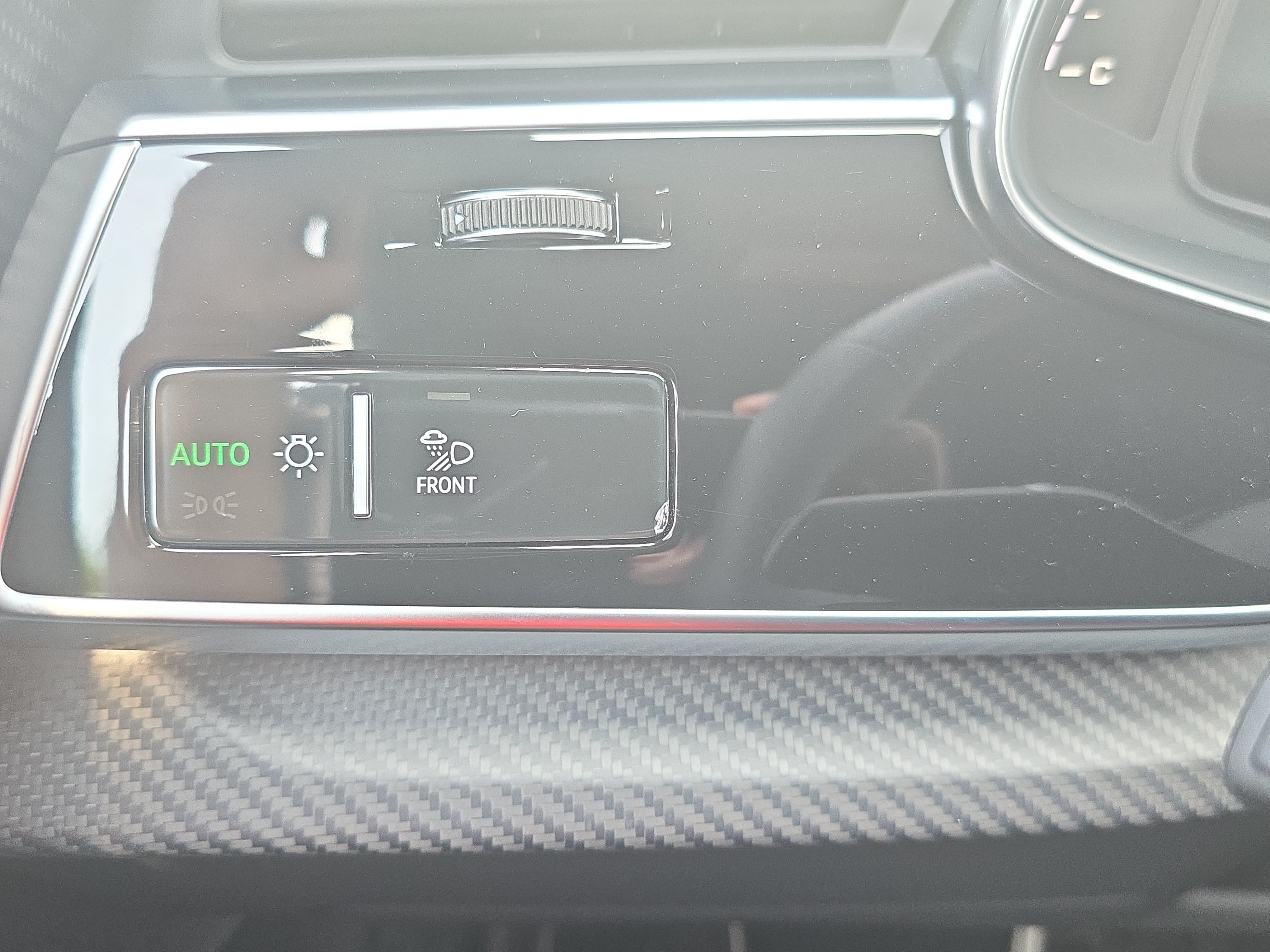 Used 2025 Audi RS Q8 performance AWD/4WD image 24