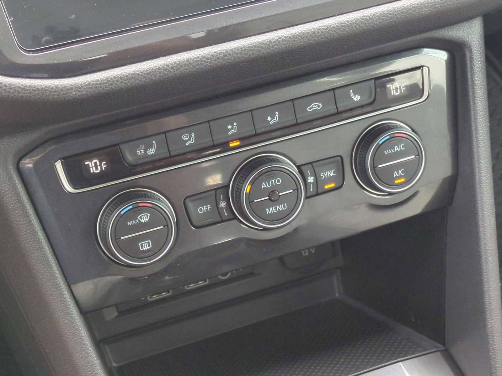 Used 2019 Volkswagen Tiguan SEL Premium AWD/4WD image 18