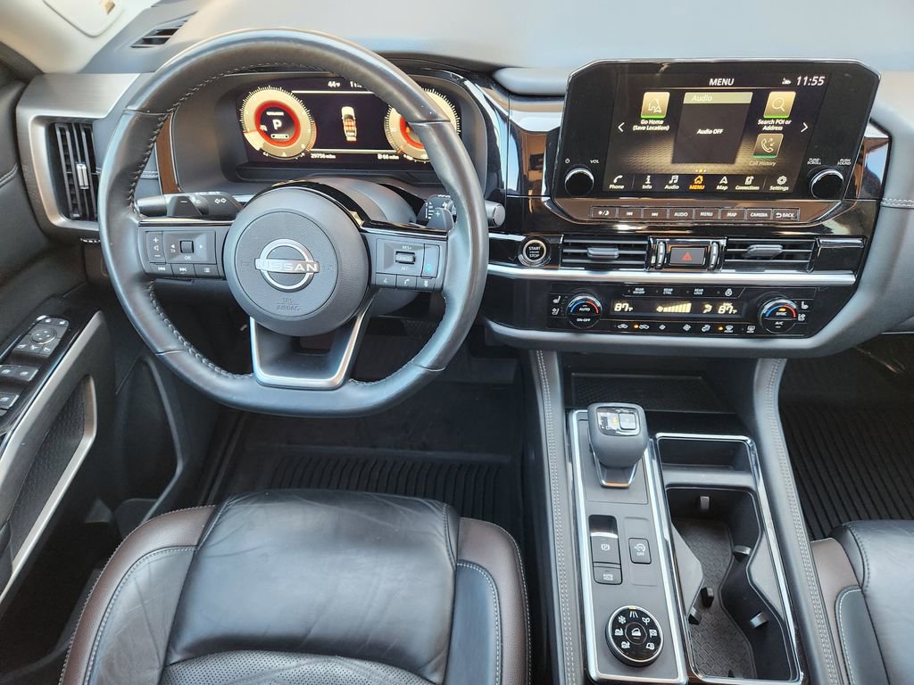 Used 2023 Nissan Pathfinder Platinum w/ Cargo Package image 26
