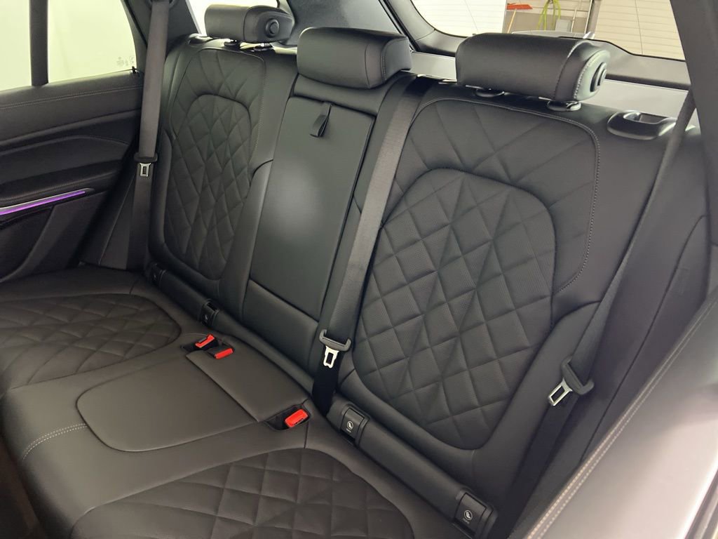 Used 2026 BMW X5 xDrive40i w/ Parking Assistance Package image 22