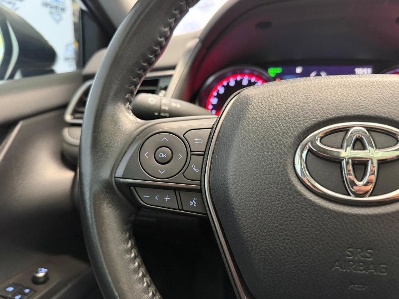 Used 2022 Toyota Camry XSE w/ Navigation Package FWD image 32