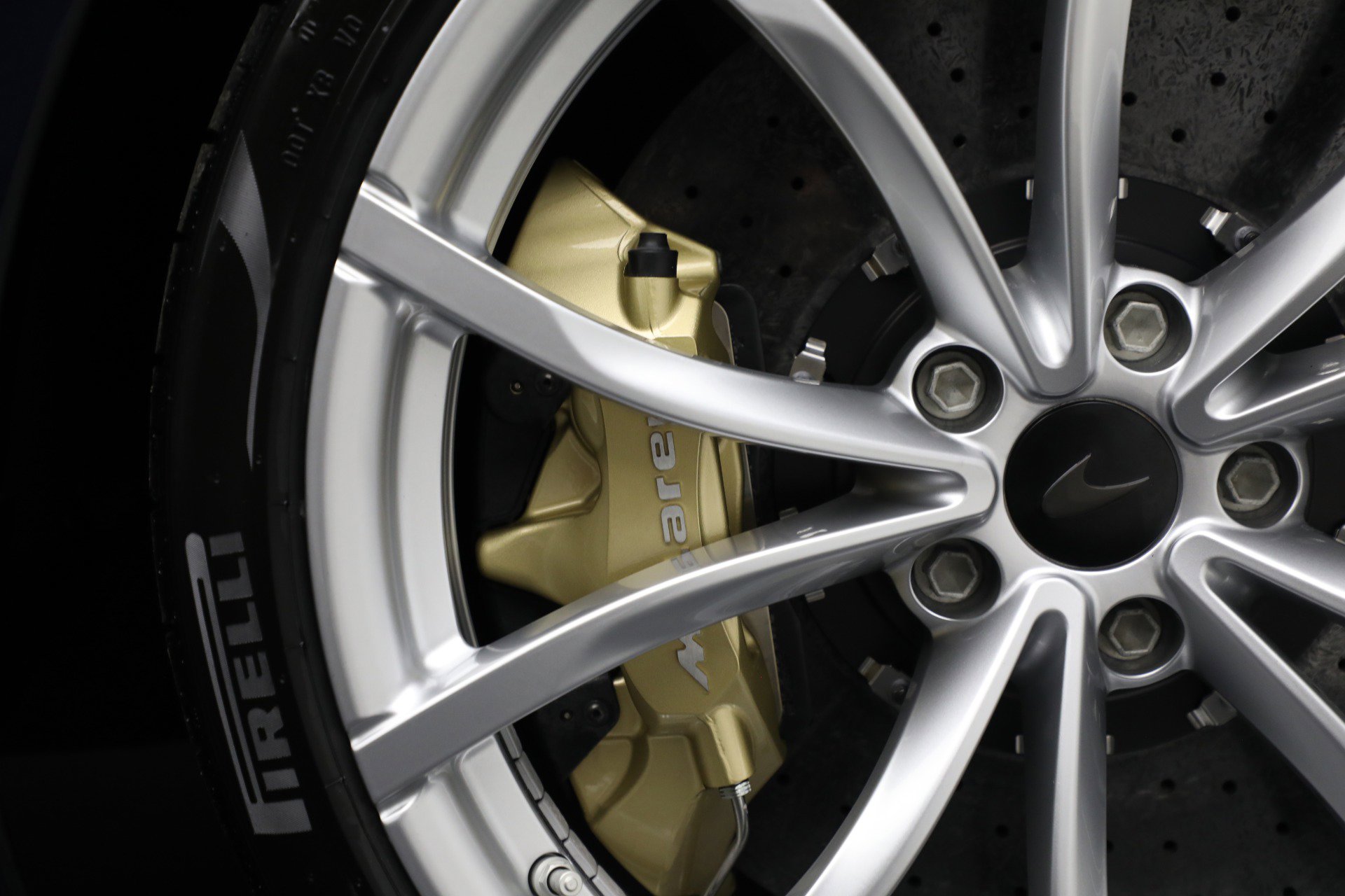 New 2025 McLaren Artura TechLux image 45