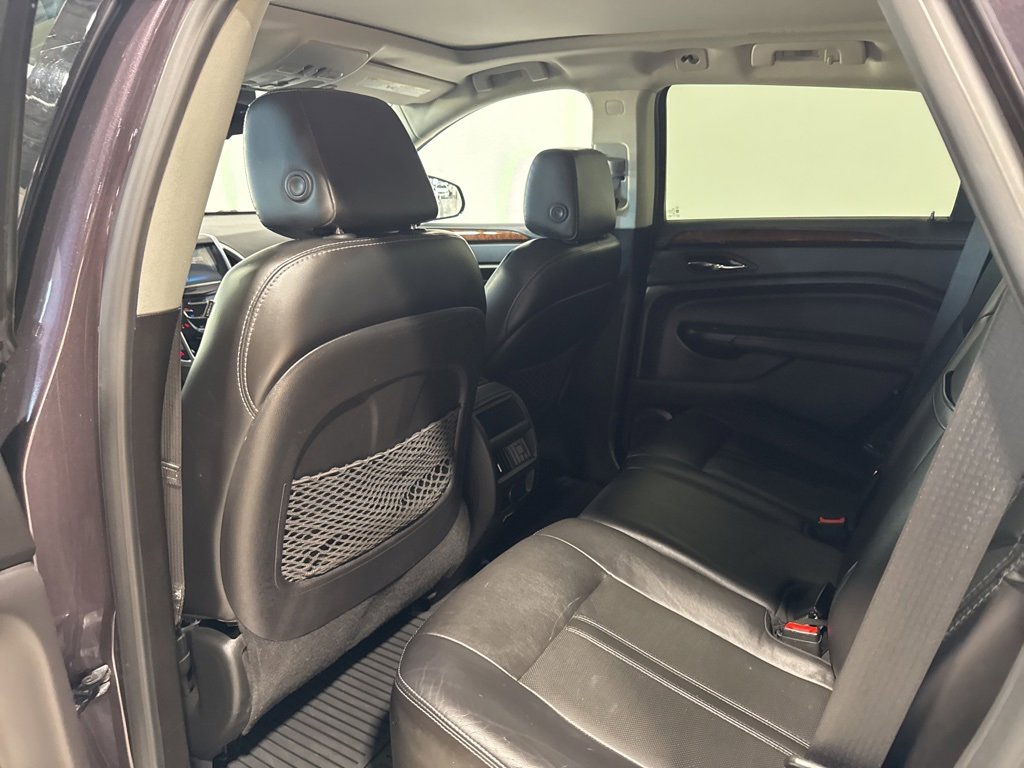 Used 2015 Cadillac SRX Luxury w/ Driver Awareness Package image 30