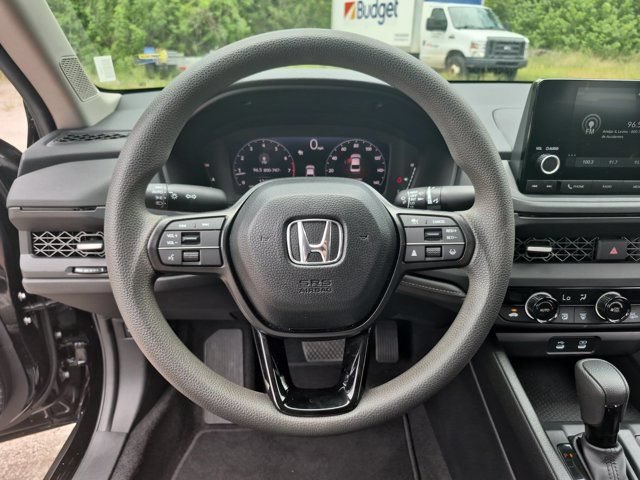 Used 2025 Honda Accord SE image 22