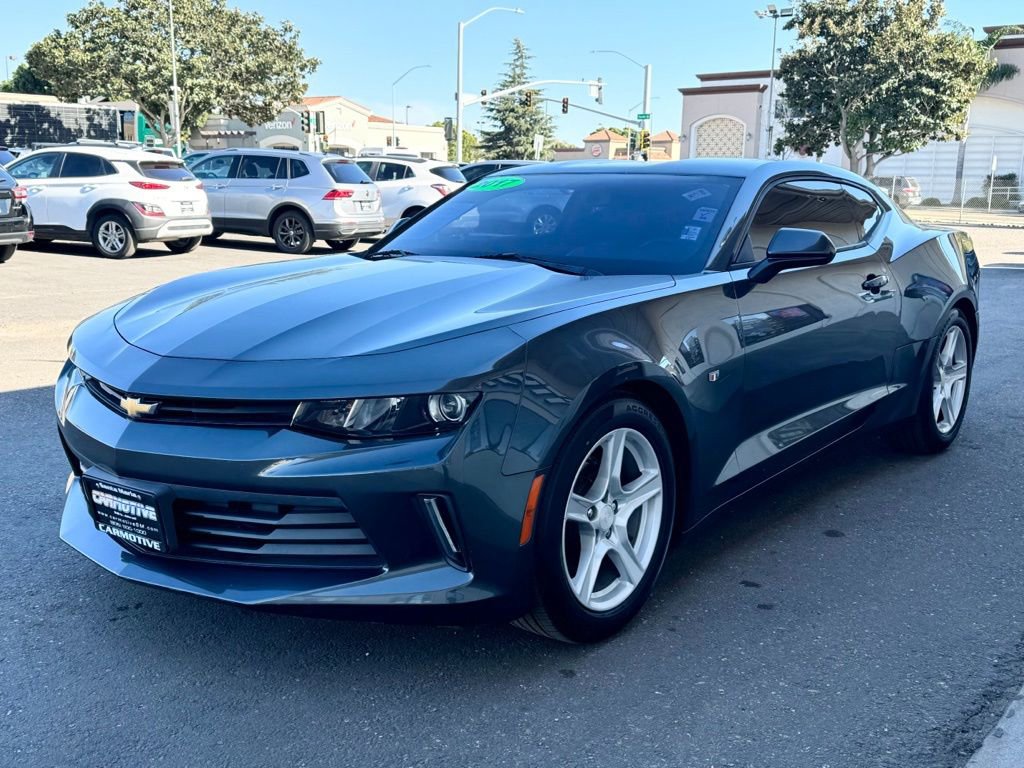 Used 2017 Chevrolet Camaro LT w/ Technology Package image 10