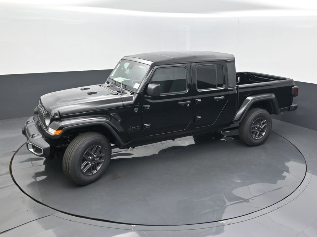 New 2025 Jeep Gladiator Sport image 36