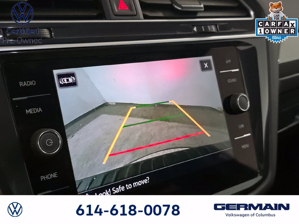 Certified 2024 Volkswagen Tiguan SE R-Line AWD/4WD image 30