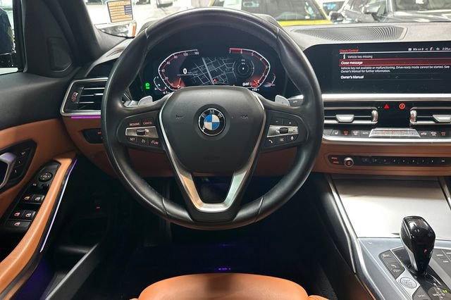 Used 2022 BMW 330i Sedan w/ Driving Assistance Package RWD image 17