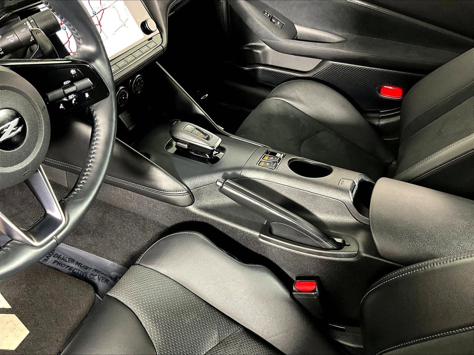 Certified 2024 Nissan Z Performance w/ Floor Mat Package RWD image 17
