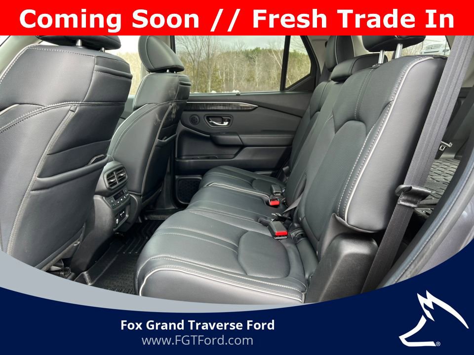 Used 2024 Honda Pilot Elite image 4