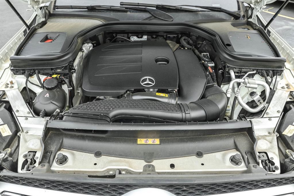 Used 2022 Mercedes-Benz GLC 300 4MATIC image 39