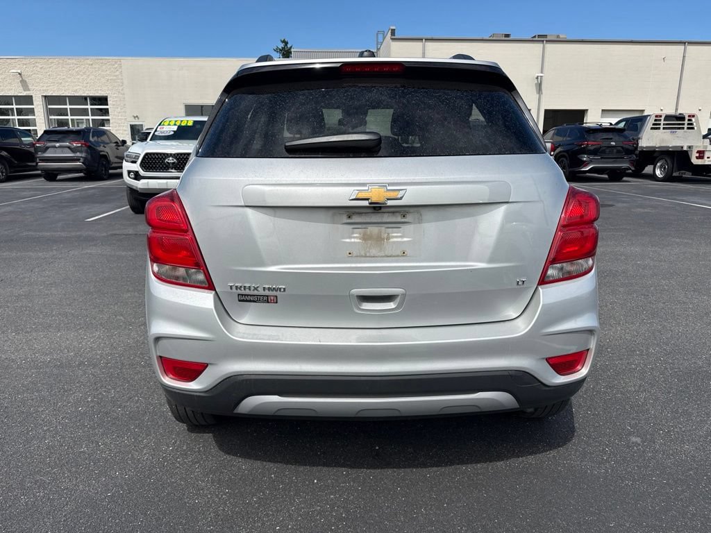 Used 2018 Chevrolet Trax LT AWD/4WD image 3