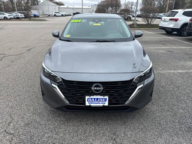 Used 2024 Nissan Sentra SV w/ All-Weather Package image 2
