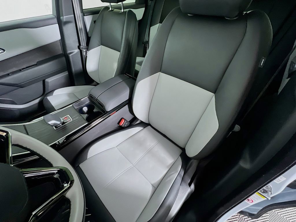 Used 2026 Land Rover Range Rover Velar Dynamic SE image 22