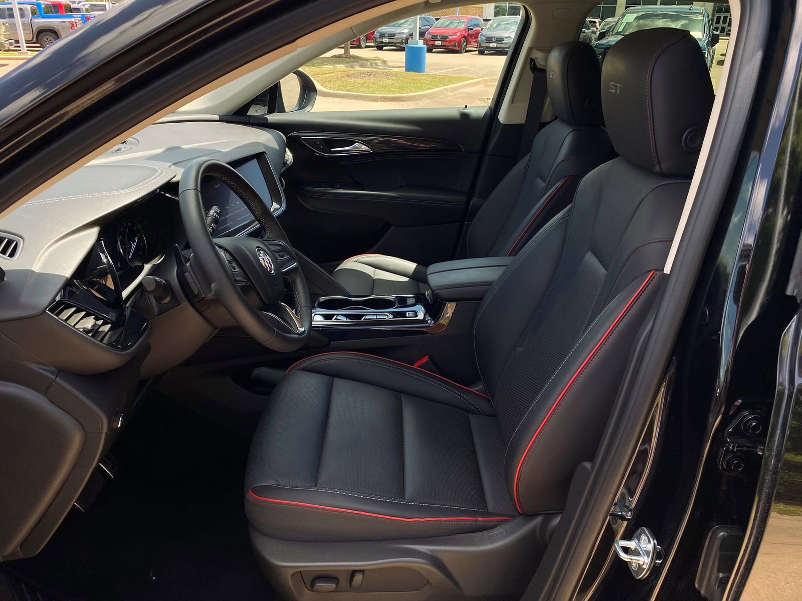 Used 2023 Buick Envision Essence w/ Sport Touring Package image 10