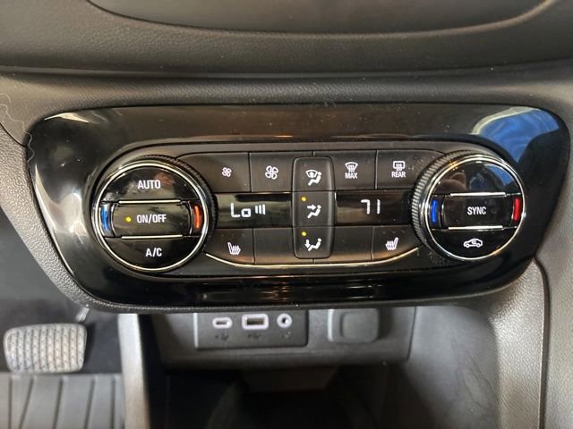 Used 2023 Buick Encore GX Select AWD/4WD image 29