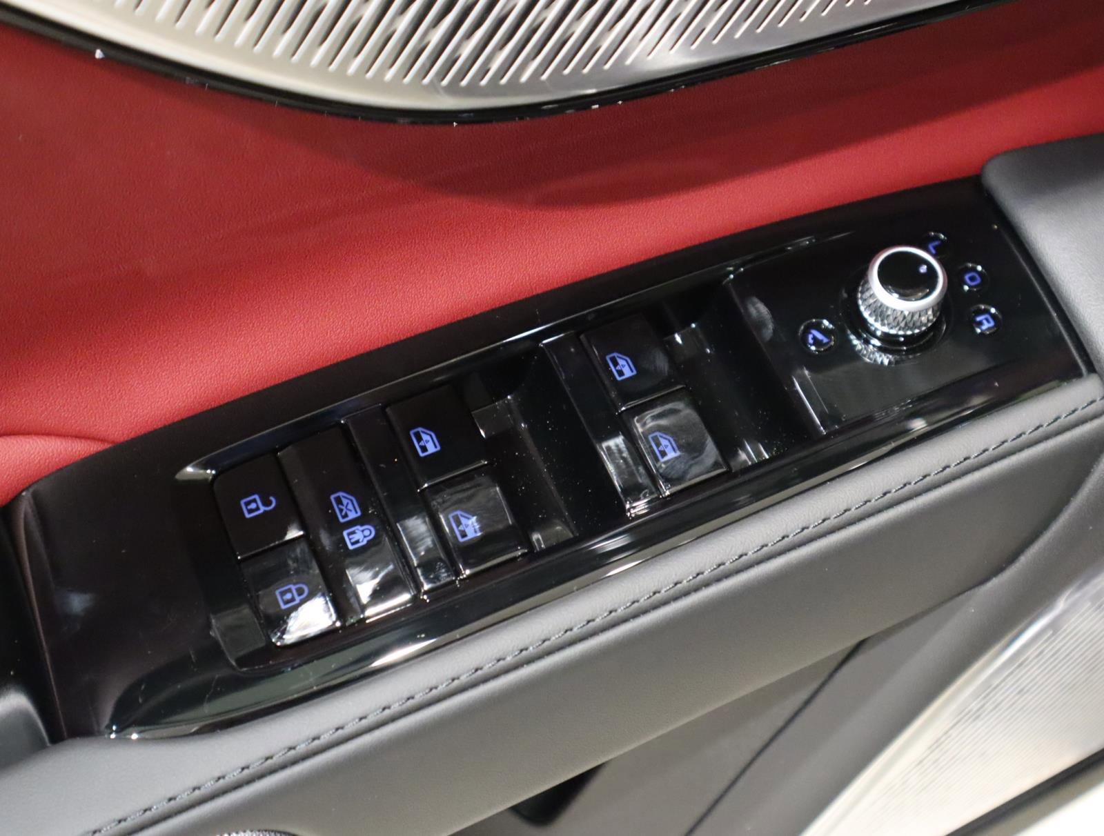 New 2025 Maserati Grecale Modena image 27