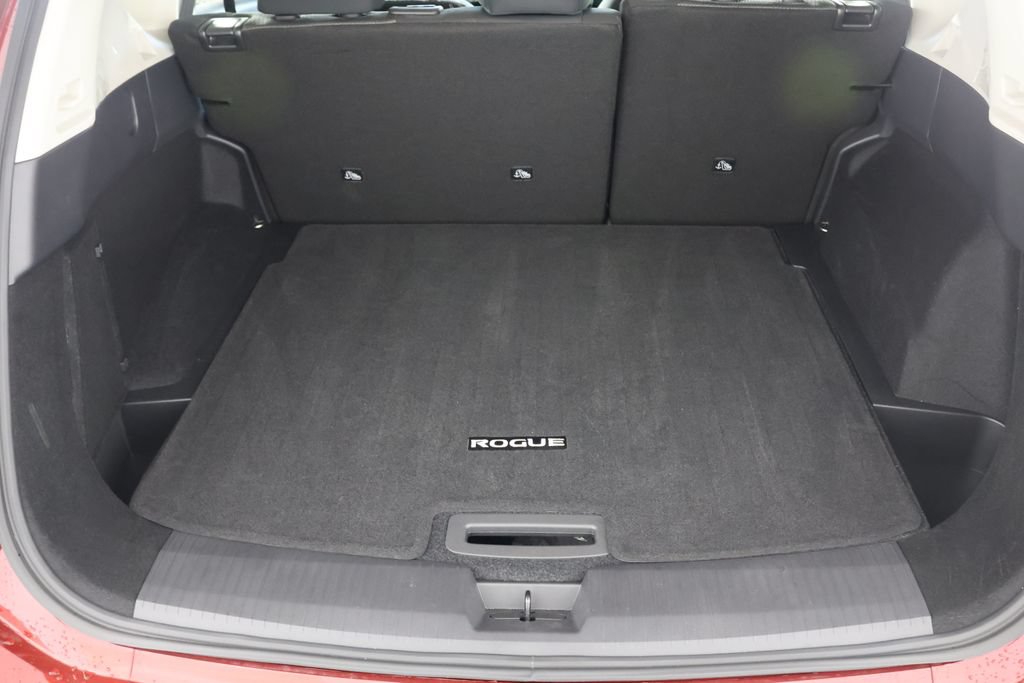 Used 2026 Nissan Rogue SV w/ Cold Weather Package FWD image 21