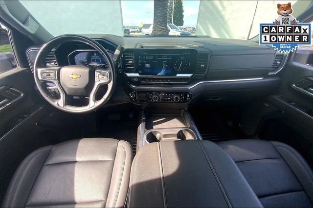 Used 2024 Chevrolet Silverado 2500 LTZ w/ LTZ Convenience Package image 15