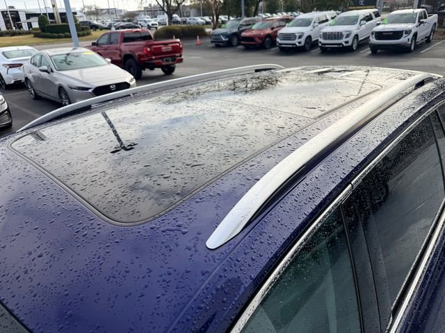 Used 2022 Volkswagen Tiguan SE image 9