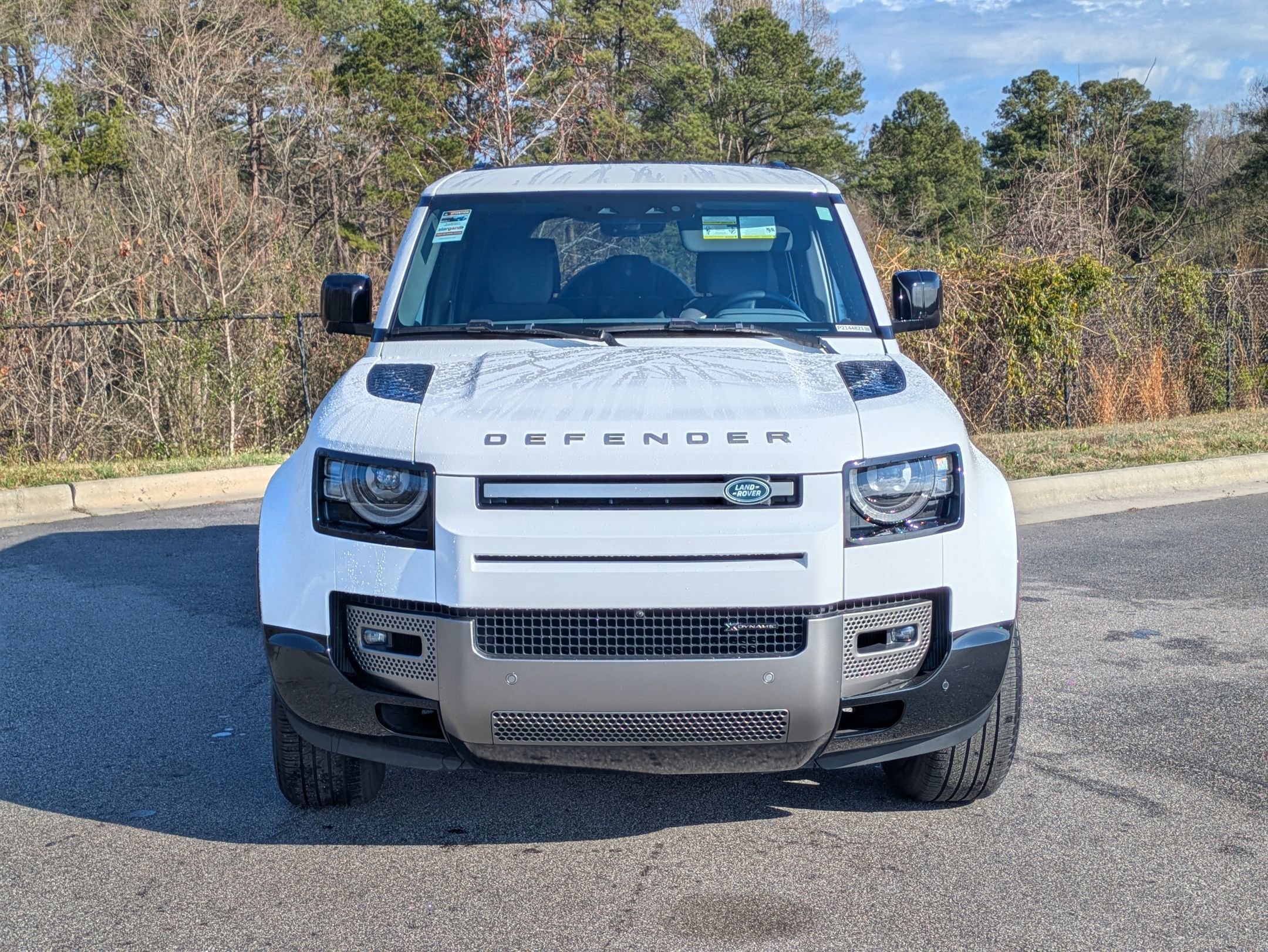 Certified 2023 Land Rover Defender 110 X-Dynamic SE image 2